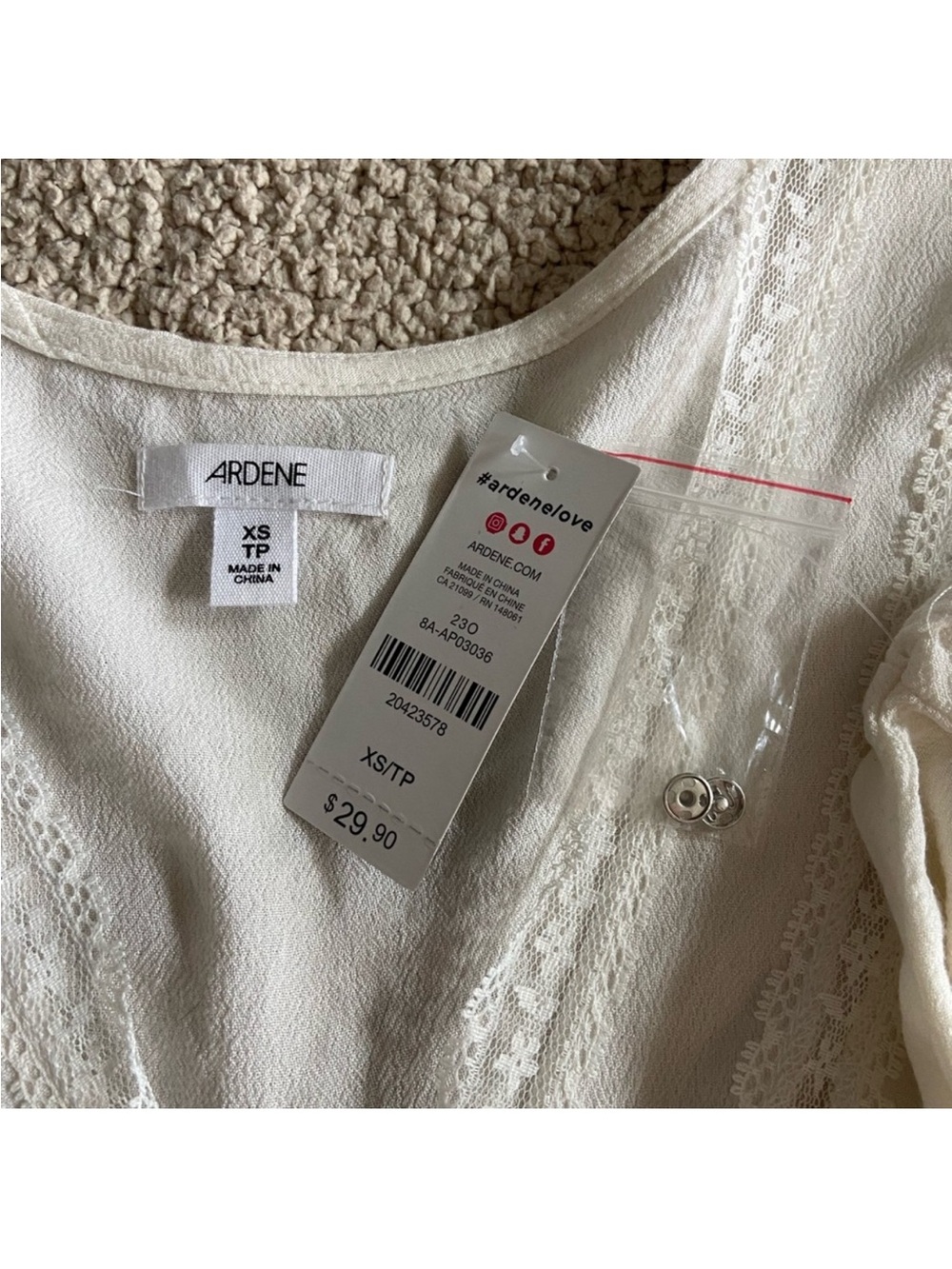 ☀️ Ardene ☀️ cream coloured lace blouse - Picture 3 of 7